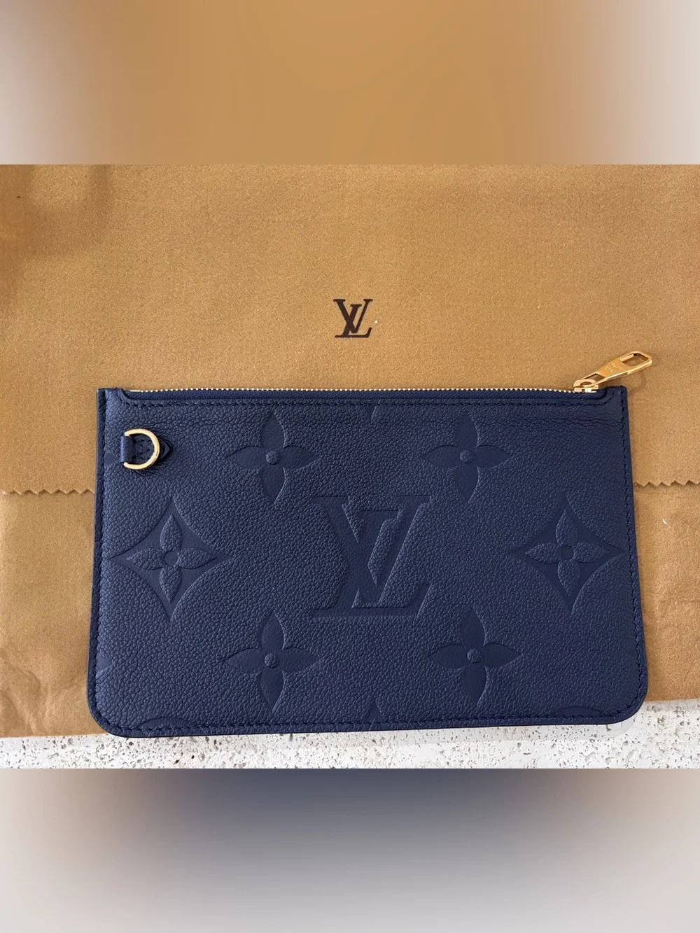 Authentic Louis Vuitton Neverfull GM Empreinte giant monogram pouch wristlet
